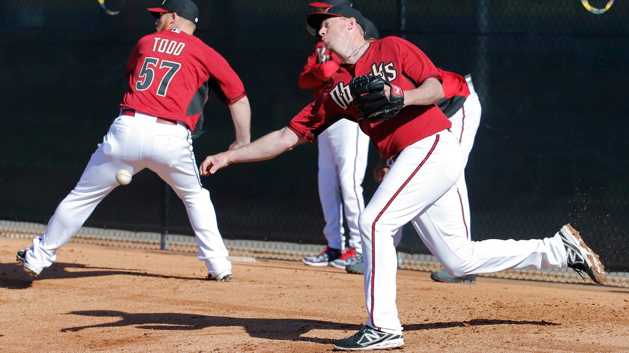 D-backs' Ziegler happy with whatever role he's given